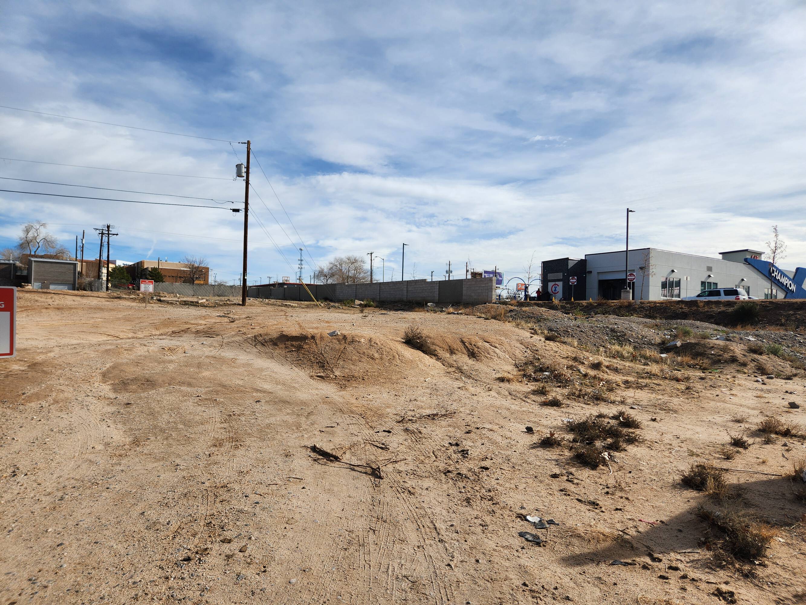 Convenient Commercial Lot